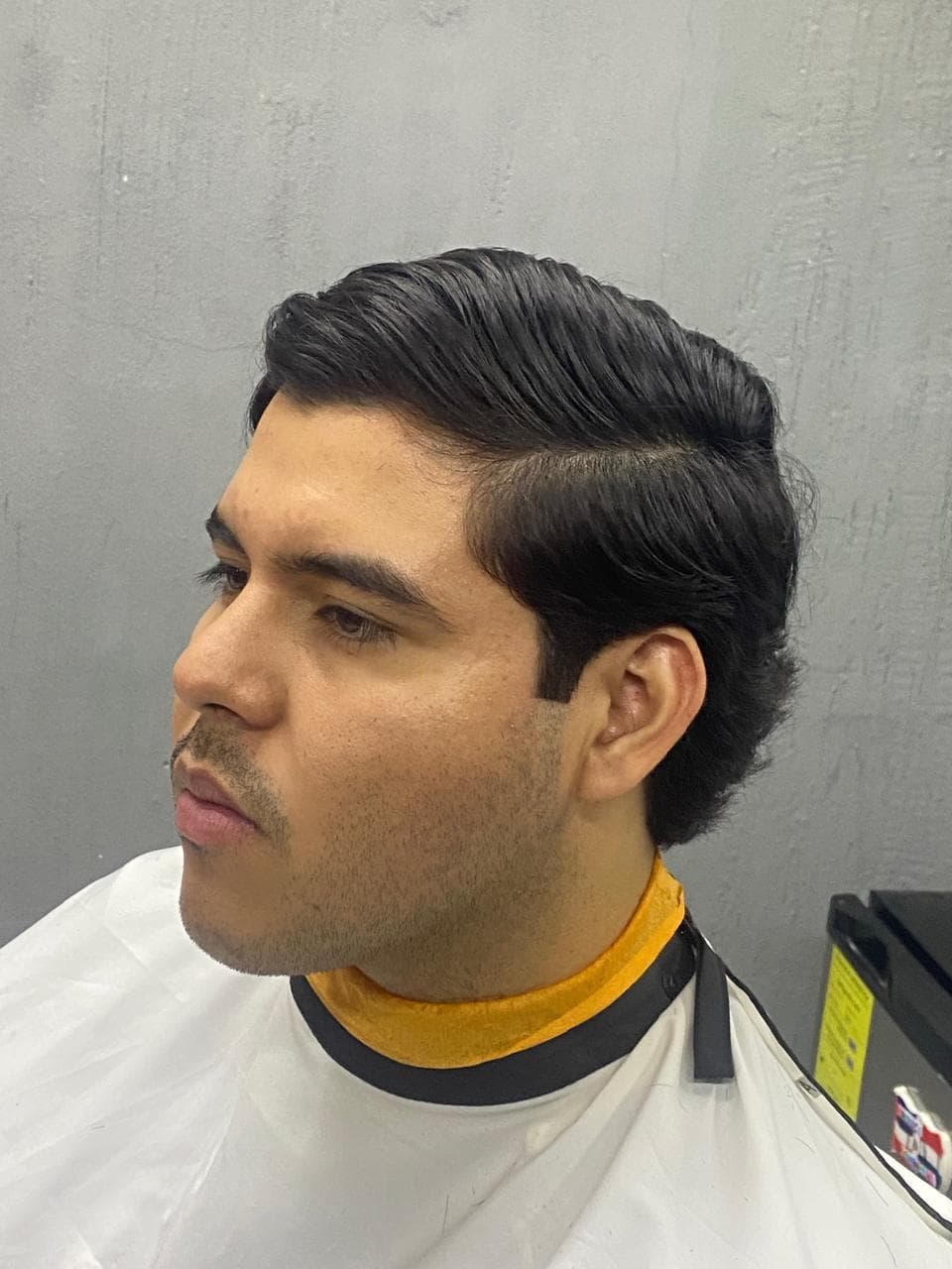 Peinado clásico, corte de Jonathan